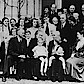 Zum letzten Mal vereint: Die Familie Bonhoeffer an Karl Bonhoeffers 75. Geburtstag am 31. März 1943, fünf Tage vor Dietrichs Verhaftung