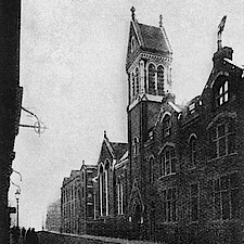 Deutsche Reformierte St.-Pauls-Kirche. Im Zweiten Weltkrieg zerbombt (Aufnahme 1936).