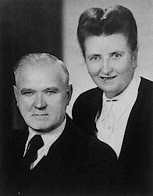 Superintendent Eduard Block mit Ehefrau